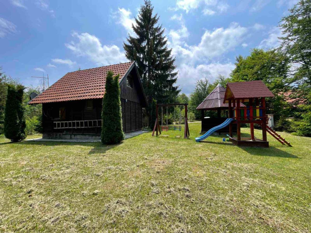 Villa Vikendica Na Sokolini Gornja Koprivna Exterior foto